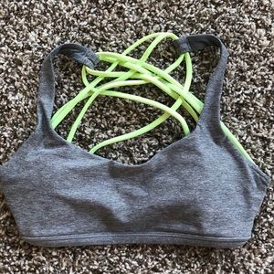 Lululemon sports bra